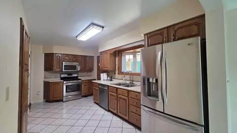 Kitchen - 377 Orr Ave, Apollo, PA 15613 photo 2 of 2