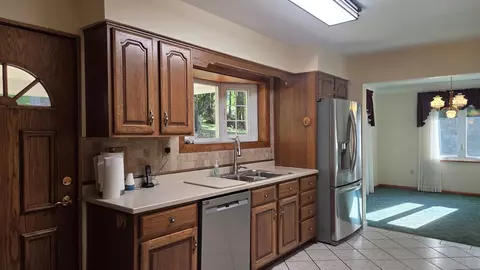Kitchen - 377 Orr Ave, Apollo, PA 15613 photo 1 of 2