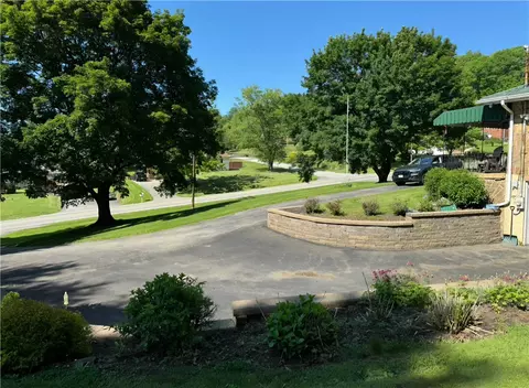 Exterior - 377 Orr Ave, Apollo, PA 15613 photo 8 of 9