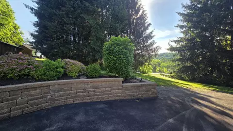 Exterior - 377 Orr Ave, Apollo, PA 15613 photo 6 of 9