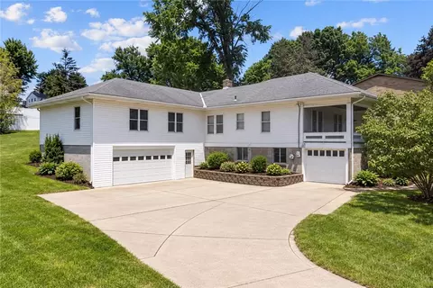 1405 Park Ave, Washington, PA 15301