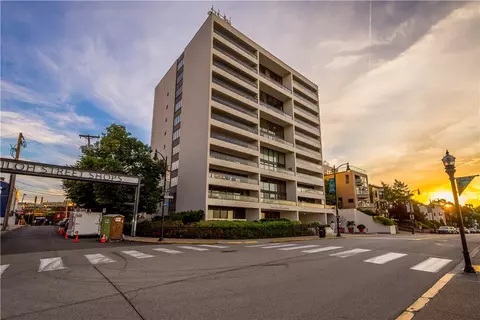 111 Grandview Ave #702, Pittsburgh, PA 15211