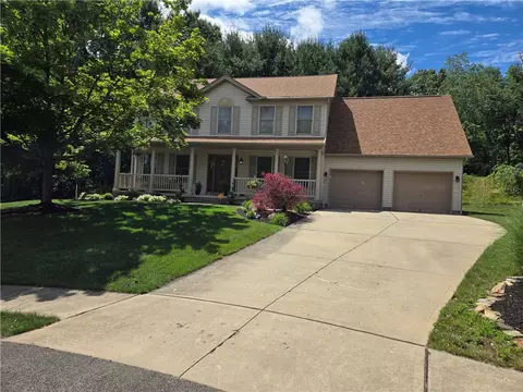 417 Farrington Dr, Seven Fields, PA 16046