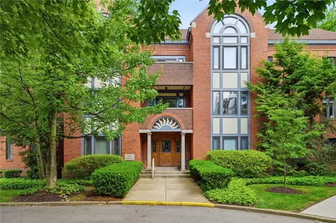 100 Denniston St #206, Pittsburgh, PA 15206