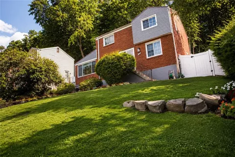143 Peter Dr, Pittsburgh, PA 15235