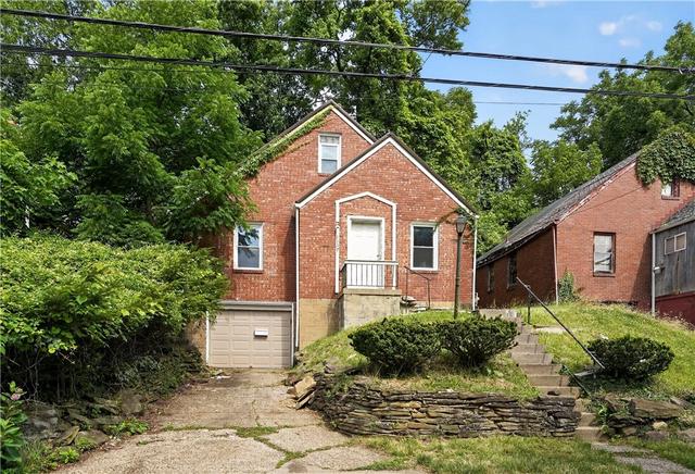 2137 Village Dr, Pittsburgh, PA 15221