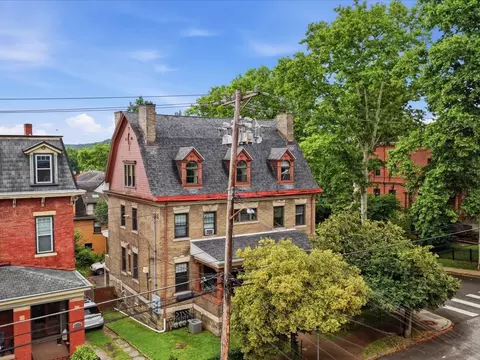 215 S Braddock Ave, Pittsburgh, PA 15221