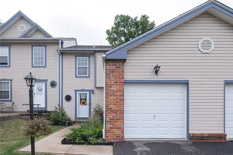 1001 Chelsea Dr, Imperial, PA 15126