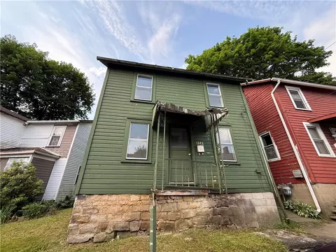 1343 New St, Franklin, PA 16323