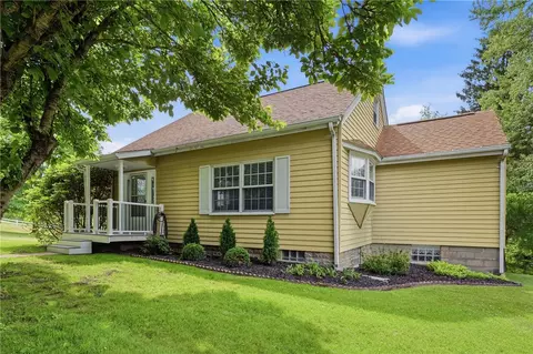 245 Blackswoods Rd, Freedom, PA 15042