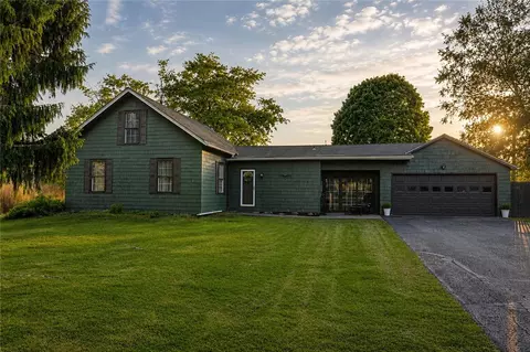 4294 Bethel New Wilmington Rd, New Wilmington, PA 16142