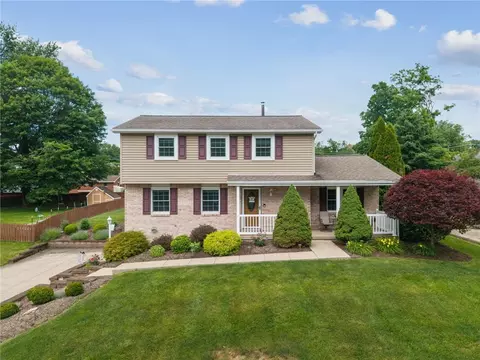 3 Dover Rd, Irwin, PA 15642