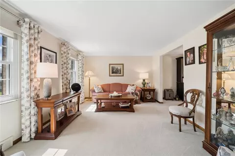 Living - 3 Dover Rd, Irwin, PA 15642 photo 1 of 4