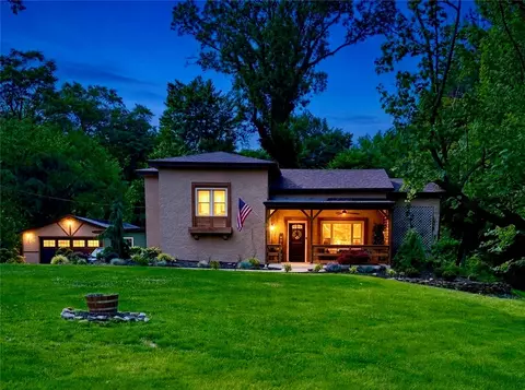637 State Route 208, Pulaski, PA 16143
