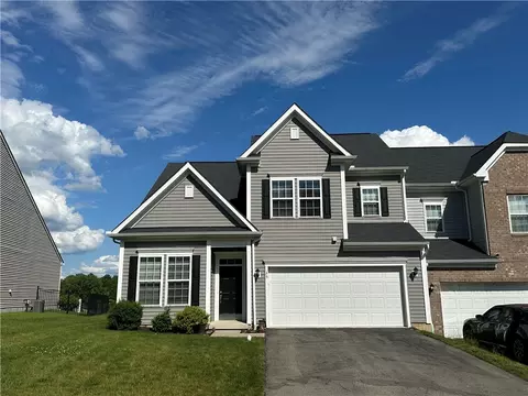 35 Remington Dr, Washington, PA 15301