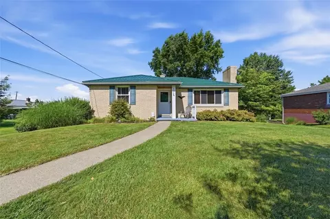 9117 Plateau Dr, Pittsburgh, PA 15237