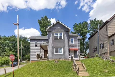 802 Spruce St, Rochester, PA 15074