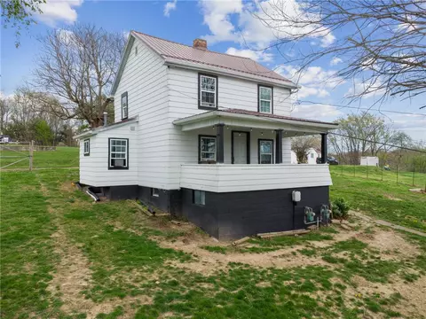 35 Bucey Rd, Burgettstown, PA 15021