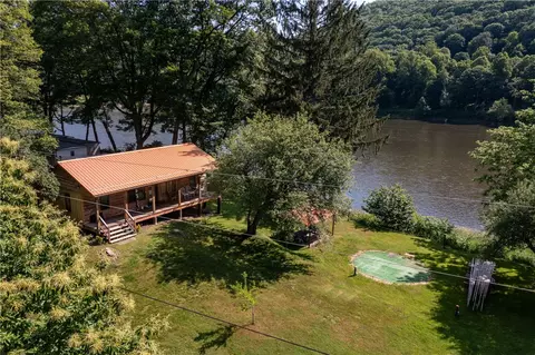 470 Truitt Rd, Kennerdell, PA 16374