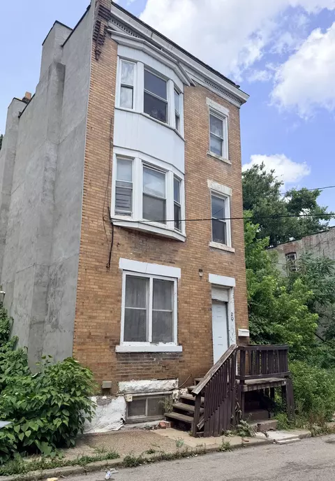 2011 Deruad, Pittsburgh, PA 15219