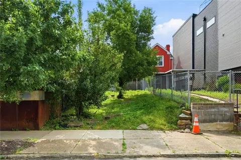 4824 Harrison St, Pittsburgh, PA 15201