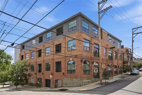 622 Gross St #106, Pittsburgh, PA 15224