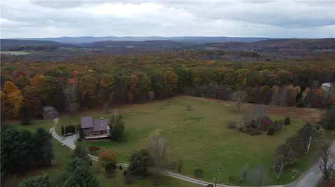 539 Braddock Rd, Farmington, PA 15437