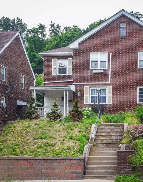 Undisclosed, Pittsburgh, PA 15217