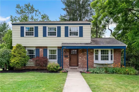 1185 Satellite Cir, Pittsburgh, PA 15241