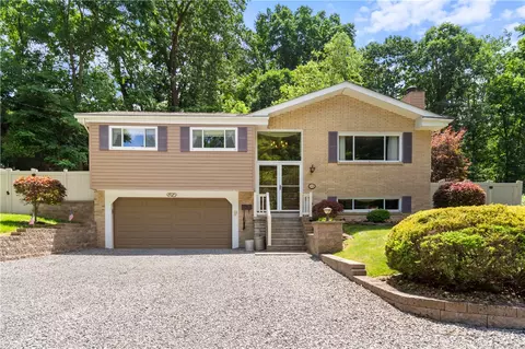 118 Merwood Dr, Pittsburgh, PA 15214