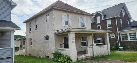 386 Pittsburgh Cir, Ellwood City, PA 16117