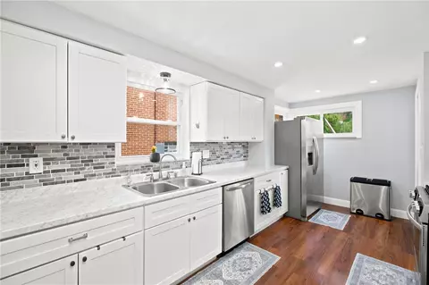 Kitchen - 17 E Willock Rd, Pittsburgh, PA 15227 photo 1 of 2
