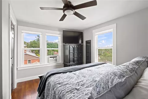 Bedroom - 17 E Willock Rd, Pittsburgh, PA 15227 photo 2 of 7