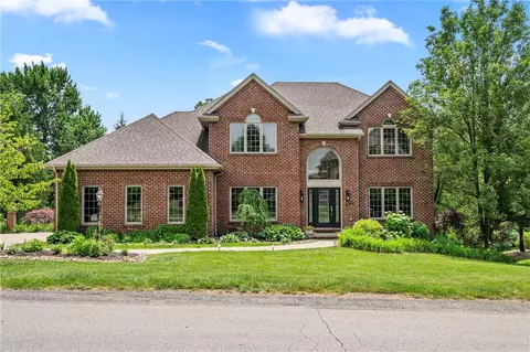 512 Laurel Oak Dr, Sewickley, PA 15143