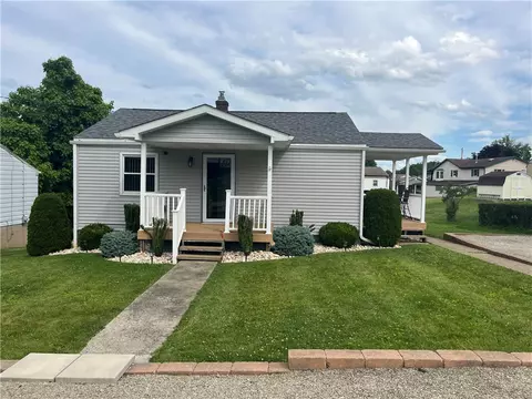 2209 Sunset Ave, Irwin, PA 15642