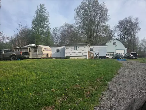 4120 Groscost Rd, Beaver Falls, PA 15010