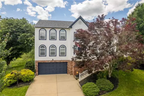 544 Grandshire Dr, Cranberry Township, PA 16066