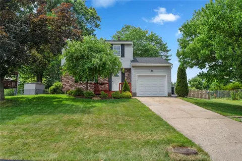 107 Heston Dr, Cranberry Township, PA 16066