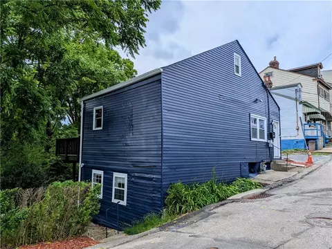1938 Shamokin St, Pittsburgh, PA 15203