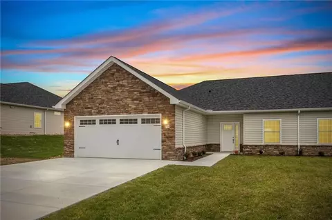 334 Cherokee Dr, Beaver Falls, PA 15010