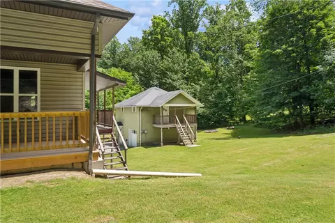 1351-1353 Mt Pleasant Rd, Greensburg, PA 15601