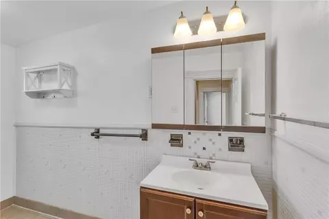 Bath - 54 First St, Irwin, PA 15642 photo 2 of 3