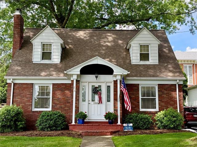 216 S Otter St, Mercer, PA 16137