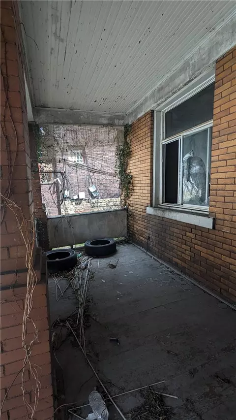 Exterior - 1014 4th St, Braddock, PA 15104 photo 2 of 3