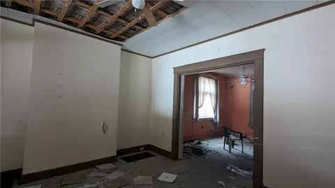 Entry Way - 1014 4th St, Braddock, PA 15104 photo 2 of 11