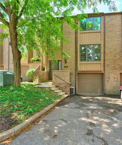 55 Maple Ct, Pittsburgh, PA 15237