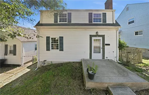 15 Mechling Way, Greensburg, PA 15601
