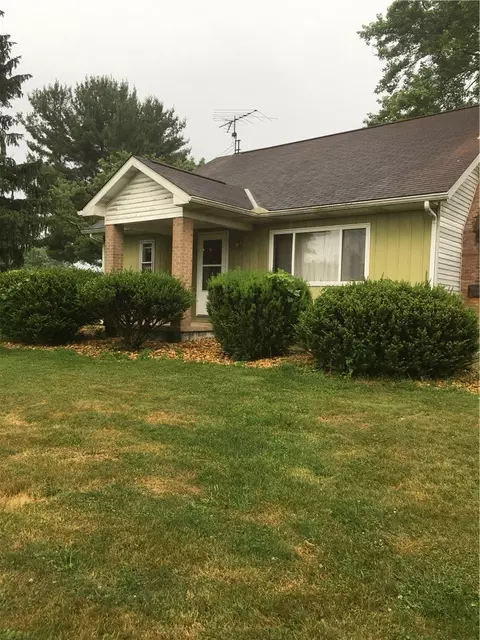 171 Campmeeting Rd, Clinton, PA 15026