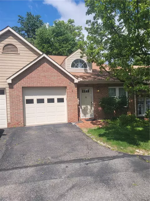 54 Hennig Dr, Pittsburgh, PA 15236
