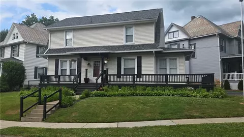 26 Rosedale Ave, Greenville, PA 16125